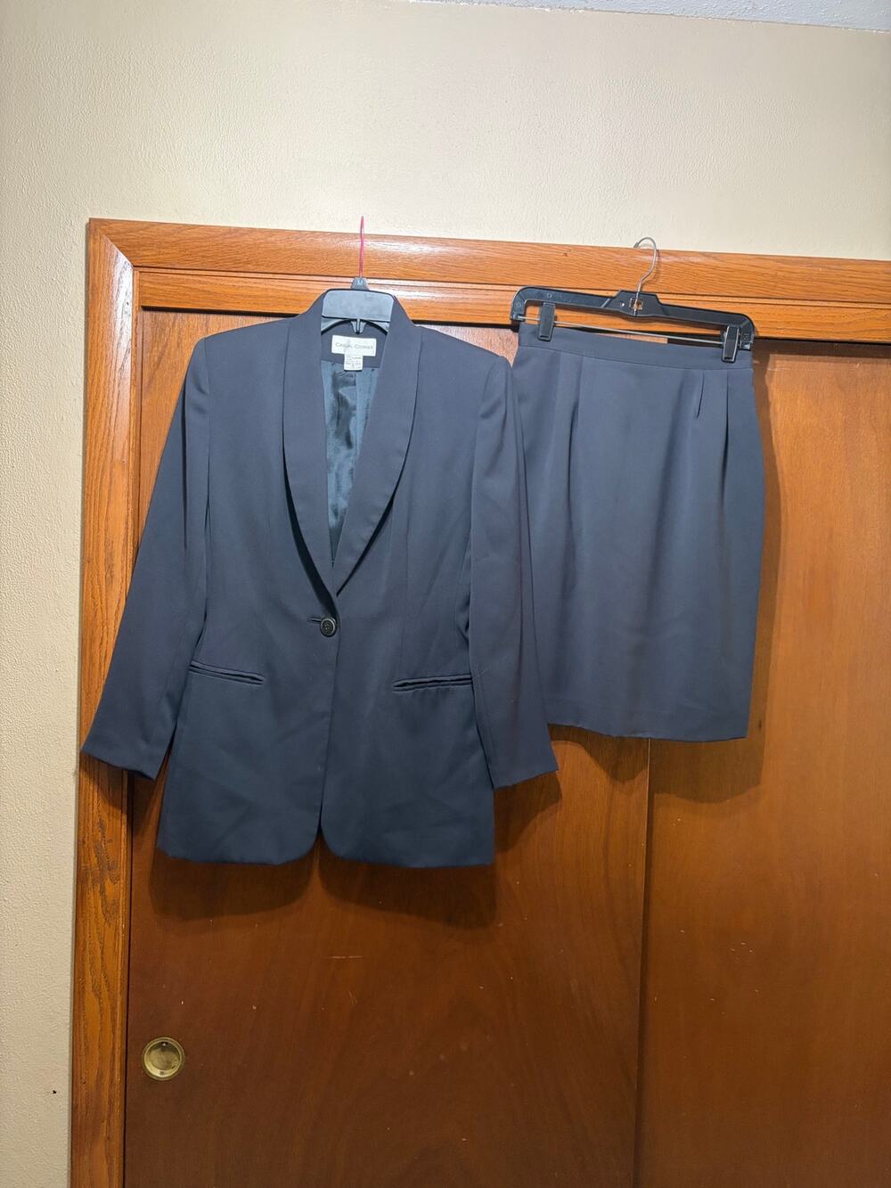 Casual Corner Women's 2 Piece Black Skirt Suit Blazer Career Office Size 6